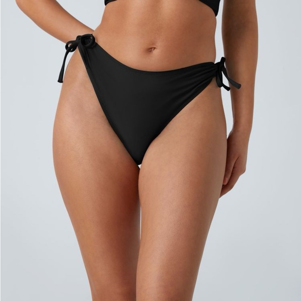 034HA.- Mid Rise Removable Tie Side Bikini Bottom Swimsuit. Size Small